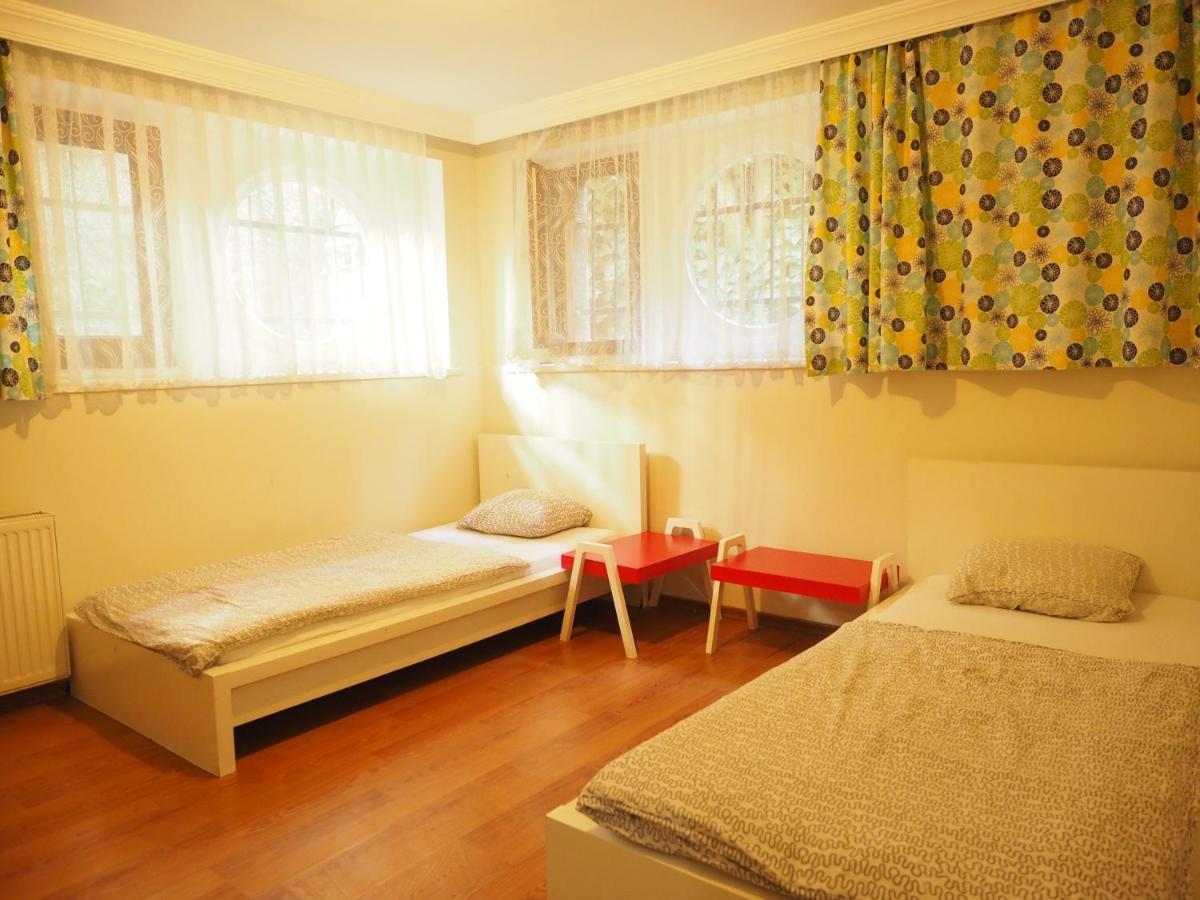 Deeps Hostel Ankara Exterior photo