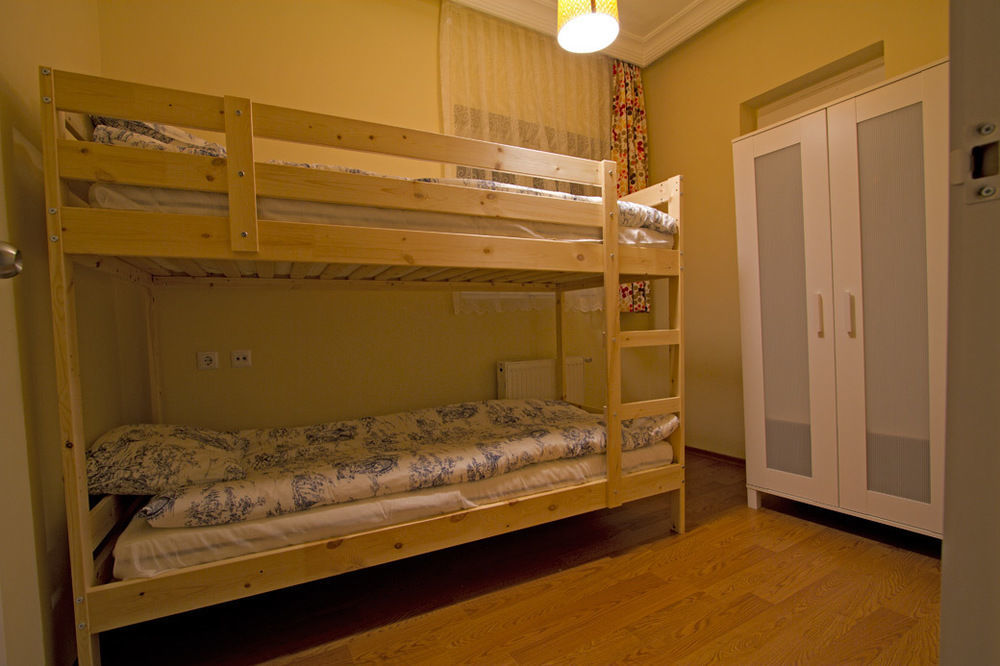 Deeps Hostel Ankara Exterior photo